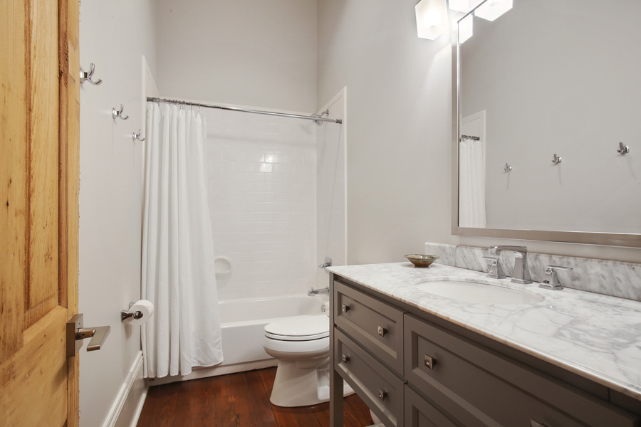 Sweeney Restoration work on 01-Valence St 5